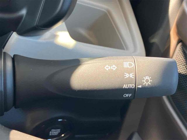 スペーシア ハイブリッドＧ　届け出済み未使用車　両側スライドドア　クリアランスソナー　衝突被害軽減システム　オートライト　ＬＥＤヘッドランプ　スマートキー　アイドリングストップ　電動格納ミラー　ベンチシート　ＣＶＴ（11枚目）