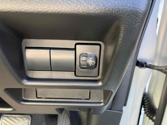 スペーシア ハイブリッドＧ　両側スライドドア　クリアランスソナー　オートライト　ＬＥＤヘッドランプ　スマートキー　アイドリングストップ　電動格納ミラー　ベンチシート　ＣＶＴ　盗難防止システム　ＡＢＳ　ＥＳＣ　衝突安全ボディ（14枚目）