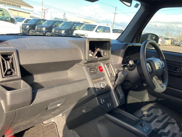 タフト X バックカメラ クリアランスソナー 衝突被害軽減システム オートライト LEDヘッドランプ スマートキー アイドリングストップ 電動格納ミラー サンルーフ CVT 盗難防止システム ABS ESC(50枚目)