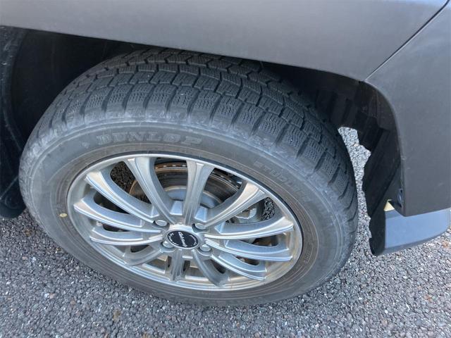 タフト G バックカメラ クリアランスソナー 衝突被害軽減システム オートライト LEDヘッドランプ スマートキー アイドリングストップ 電動格納ミラー シートヒーター サンルーフ CVT 盗難防止システム(24枚目)