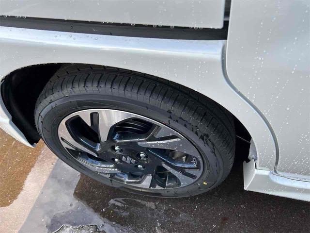 スペーシアカスタム ハイブリッドXSターボ 届け出済み未使用車 両側電動スライドドア クリアランスソナー オートクルーズコントロール レーンアシスト 衝突被害軽減システム オートライト LEDヘッドランプ スマートキー アイドリングストップ(25枚目)
