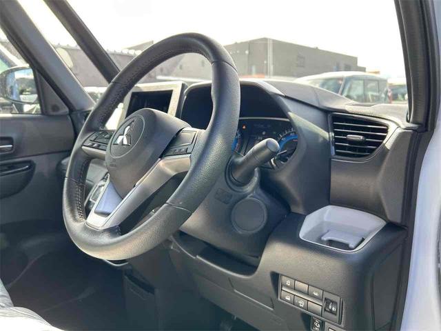 デリカミニ G 届け出済み未使用車 バックカメラ 両側スライド・片側電動 レーンアシスト 衝突被害軽減システム オートライト LEDヘッドランプ ヘッドライトウォッシャー スマートキー アイドリングストップ(45枚目)