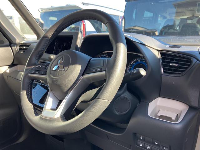 デリカミニ G 両側スライド・片側電動 クリアランスソナー レーンアシスト 衝突被害軽減システム オートライト LEDヘッドランプ スマートキー アイドリングストップ 電動格納ミラー シートヒーター ベンチシート(41枚目)