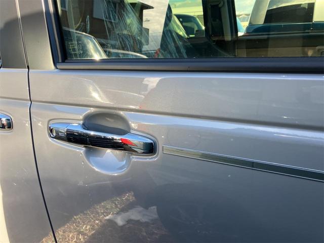 ムーヴキャンバス セオリーG バックカメラ 両側電動スライドドア クリアランスソナー 衝突被害軽減システム オートライト LEDヘッドランプ スマートキー アイドリングストップ 電動格納ミラー シートヒーター ベンチシート CVT(31枚目)