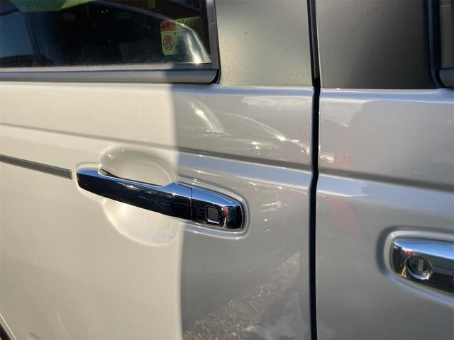 ムーヴキャンバス セオリーG バックカメラ 両側電動スライドドア クリアランスソナー 衝突被害軽減システム オートライト LEDヘッドランプ スマートキー アイドリングストップ 電動格納ミラー シートヒーター ベンチシート CVT(32枚目)