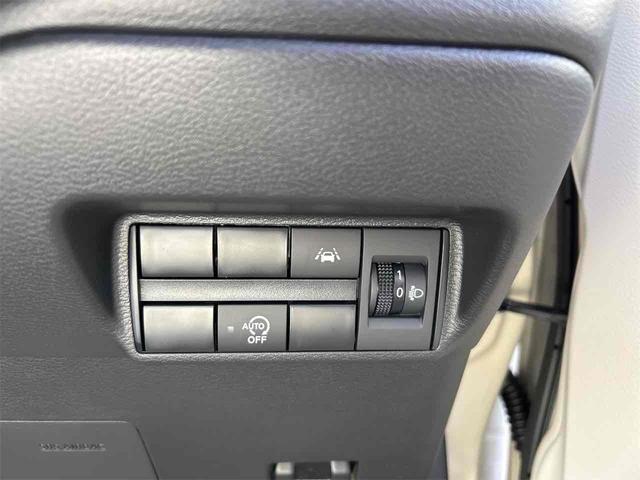 ｅＫワゴン Ｇ　届け出済み未使用車　バックカメラ　クリアランスソナー　レーンアシスト　衝突被害軽減システム　オートライト　スマートキー　アイドリングストップ　電動格納ミラー　シートヒーター　ベンチシート　ＣＶＴ（14枚目）