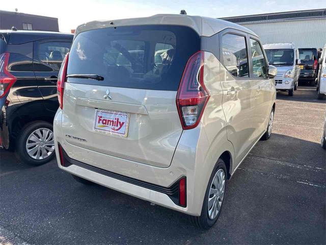 ｅＫワゴン Ｇ　届け出済み未使用車　バックカメラ　クリアランスソナー　レーンアシスト　衝突被害軽減システム　オートライト　スマートキー　アイドリングストップ　電動格納ミラー　シートヒーター　ベンチシート　ＣＶＴ（20枚目）