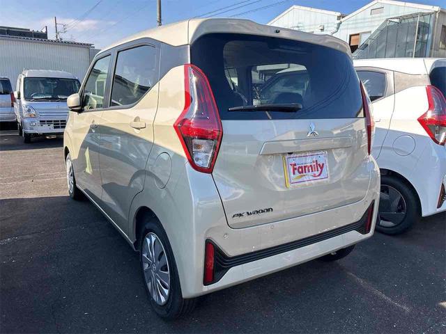 ｅＫワゴン Ｇ　届け出済み未使用車　バックカメラ　クリアランスソナー　レーンアシスト　衝突被害軽減システム　オートライト　スマートキー　アイドリングストップ　電動格納ミラー　シートヒーター　ベンチシート　ＣＶＴ（21枚目）