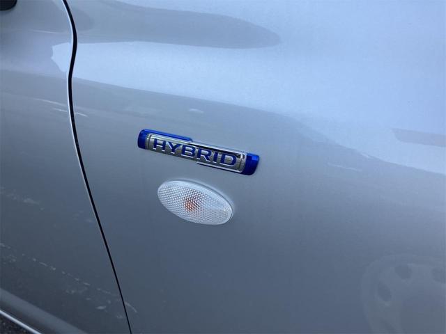 アルト ハイブリッドＳ　クリアランスソナー　レーンアシスト　衝突被害軽減システム　オートライト　キーレスエントリー　アイドリングストップ　電動格納ミラー　シートヒーター　ＣＶＴ　盗難防止システム　ＡＢＳ　ＥＳＣ（26枚目）