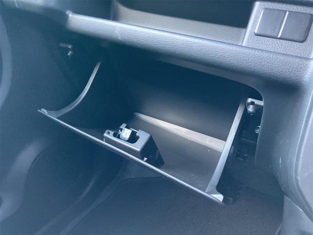 アルト ハイブリッドＳ　クリアランスソナー　レーンアシスト　衝突被害軽減システム　オートライト　キーレスエントリー　アイドリングストップ　電動格納ミラー　シートヒーター　ＣＶＴ　盗難防止システム　ＡＢＳ　ＥＳＣ（41枚目）