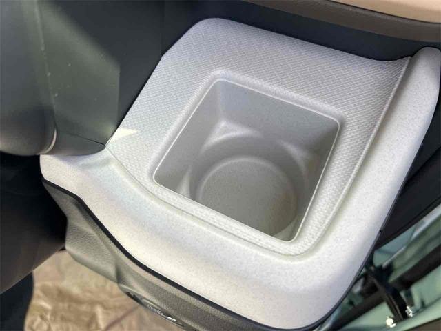 スペーシア ハイブリッドＸ　届け出済み未使用車　両側電動スライドドア　クリアランスソナー　衝突被害軽減システム　オートライト　ＬＥＤヘッドランプ　スマートキー　アイドリングストップ　電動格納ミラー　シートヒーター　ＣＶＴ（46枚目）