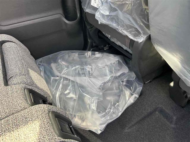 スペーシア ハイブリッドＸ　届け出済み未使用車　両側電動スライドドア　クリアランスソナー　衝突被害軽減システム　オートライト　ＬＥＤヘッドランプ　スマートキー　アイドリングストップ　電動格納ミラー　シートヒーター　ＣＶＴ（50枚目）