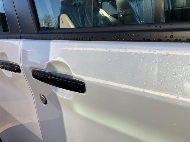 デリカミニ Ｇ　バックカメラ　両側スライド・片側電動　クリアランスソナー　レーンアシスト　衝突被害軽減システム　オートライト　ＬＥＤヘッドランプ　スマートキー　アイドリングストップ　電動格納ミラー　シートヒーター（29枚目）