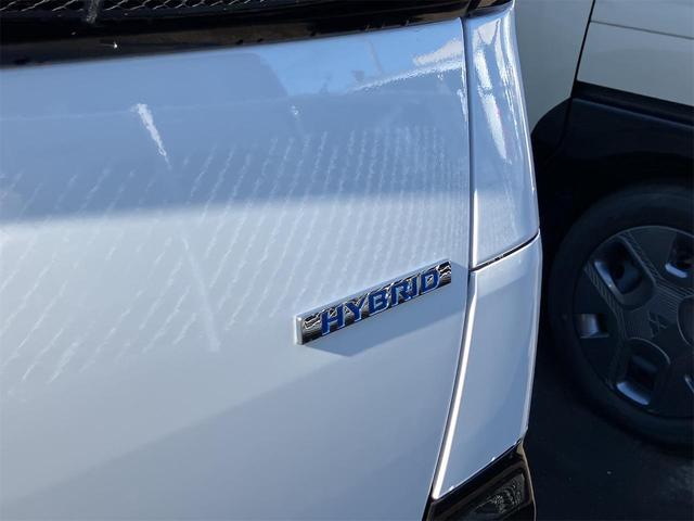 デリカミニ Ｇ　バックカメラ　両側スライド・片側電動　クリアランスソナー　レーンアシスト　衝突被害軽減システム　オートライト　ＬＥＤヘッドランプ　スマートキー　アイドリングストップ　電動格納ミラー　シートヒーター（33枚目）