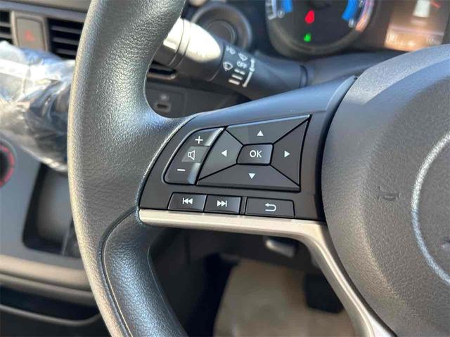 ｅＫワゴン Ｍ　届け出済み未使用車　バックカメラ　クリアランスソナー　レーンアシスト　衝突被害軽減システム　オートライト　キーレスエントリー　アイドリングストップ　電動格納ミラー　シートヒーター　ベンチシート　ＣＶＴ（10枚目）