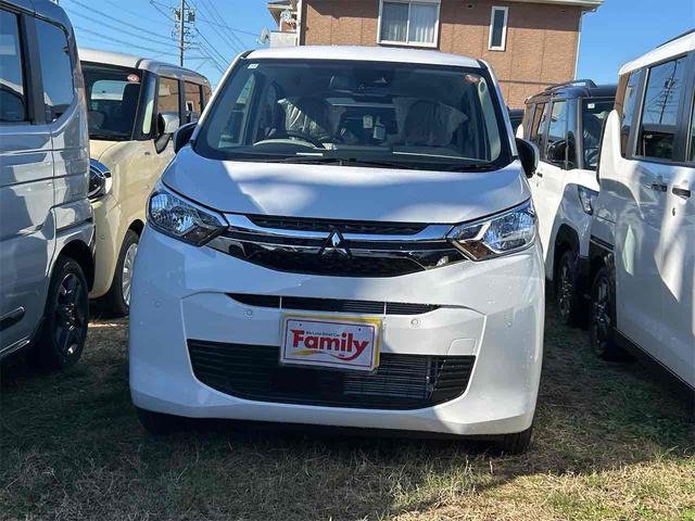 ｅＫワゴン Ｍ　届け出済み未使用車　バックカメラ　クリアランスソナー　レーンアシスト　衝突被害軽減システム　オートライト　キーレスエントリー　アイドリングストップ　電動格納ミラー　シートヒーター　ベンチシート　ＣＶＴ（17枚目）