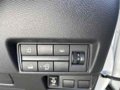 �����եƥ����󥹤Σ��ĤΥ����ȥޥ��å��ϥ��ӡ��ब��������Ƥ��ꡢ�ϥ��ӡ���ȥ����ӡ����ư���ڤ��ؤ�����֤���ԼԤʤɤ����ȯ���򥵥ݡ��ȡ��ڤ��ؤ�˺����ɤ��ۤ�����ư�����Ѥ路����ڸ����ޤ��� 7