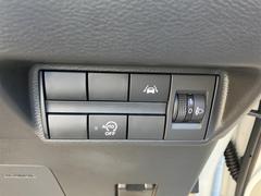 �إ����ɥ�󥰥��ȥåס٥���ޤ���֤���ȼ�ưŪ�˥��󥸥����ߤ���̵�̤�ǳ��������ӽХ������ޤ��ޤ������᤯���󥸥��ƻ�ư������ʤɡ��ɥ饤�С��δ��Фȥ���Τʤ�������������ܻؤ��Ƥ��ޤ��� 7