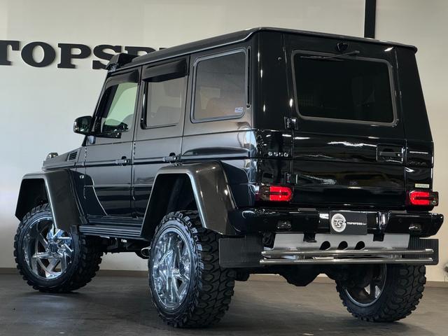 Ｇ５５０ナイトエディション　４×４スクエアードスタイルカスタム　ｄｅｓｉｇｎｏレザー　ＦＯＸ７インチＵＰサスペンション　カーボンワイドフェンダー　ＡＭＧバンパー　４本出マフラー(9枚目)