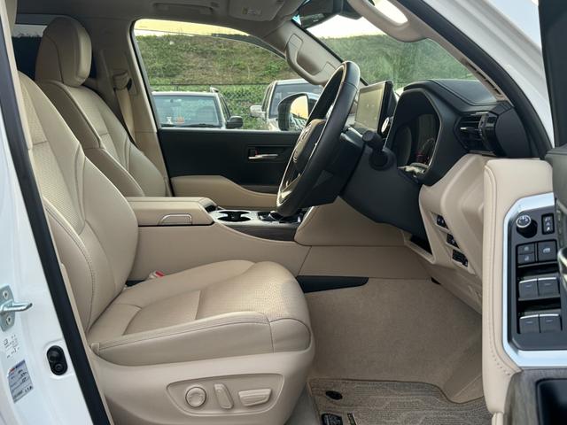 TOYOTA LAND CRUISER ZX | 2022 | WHITE | 8487 km | details