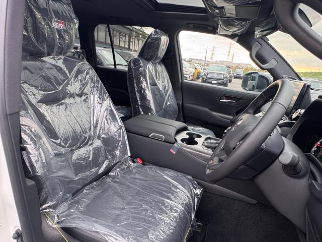 ランドクルーザー ＧＲスポーツ　ワンオーナー　ＪＢＬサウンドシステム　クールボックス　電動リアデフロック　４ＷＤ車輌　サンルーフ付き　黒革シート　ＥＴＣ２．０　　７人乗り　シートヒーター　シートクーラー　Ｂｌｕｅｔｏｏｔｈ機能（25枚目）