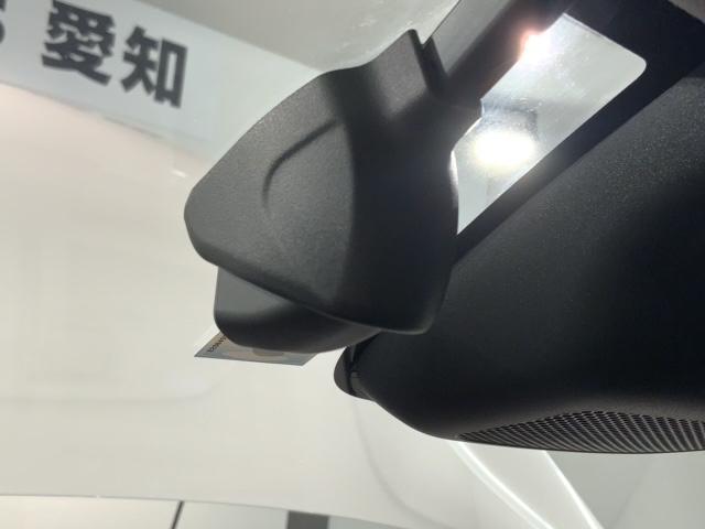 ヴェゼル ｅ：ＨＥＶ　Ｘ　Ｈ　ＳＥＮＳＩＮナビＶＸＵ－２２５ＶＺｉ　ＴＶ　Ｒカメラ　ＣＤ録音　ＢＴオ－ディオ　ＤＶＤ　ドラレコ　ＥＴＣ　ＬＥＤライト　ＶＳＡＧ　最長５年保証　ワンオ－ナ－（12枚目）