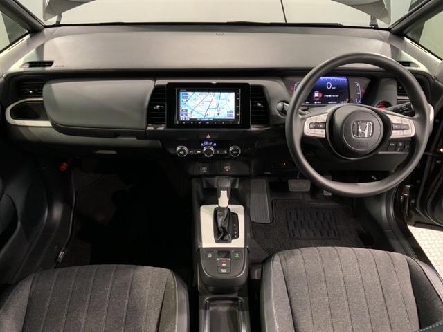 フィット ホーム　Ｈ　ＳＥＮＳＩＮＧ　最長５年保証　ワンオーナー　ナビＶＸＭ－２０５Ｃｉ　Ｒカメラ　ＢＴオ－ディオ　ドラレコ　ＥＴＣ　ＬＥＤライト　ＶＳＡ　クルコン　ドアバイザー　スマートキー　盗難防止装置　整備記録簿（9枚目）