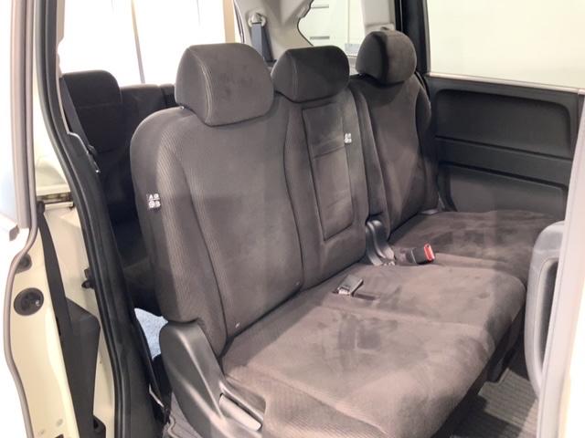 フリード Ｇ　ジャストセレクション　１年保証　ワンオ－ナ－　純正ナビ　ＴＶ　Ｒカメラ　ＣＤ録音　ＤＶＤ　ドラレコ　ＥＴＣ　ＨＩＤ　両側電動ドア　ＶＳＡ　クルコン　スマ－トキ－　盗難防止装置　整備記録簿　ＡＡＣ　スペアキ－　Ｗエアバッグ（18枚目）