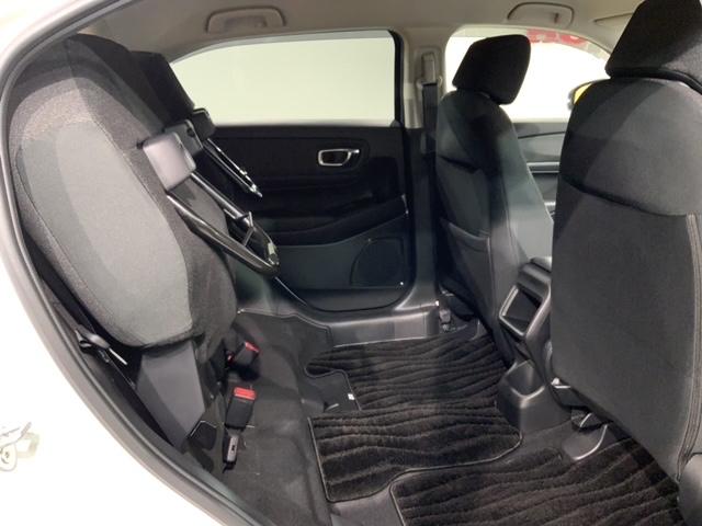 ヴェゼル ｅ：ＨＥＶ　Ｘ　Ｈ　ＳＥＮＳＩＮＧ　最長５年保証　ワンオーナー　ナビＶＸＵ－２２５ＶＺｉ　ＴＶ　Ｒカメラ　ＣＤ録音　ＢＴオ－ディオ　ＤＶＤ　ドラレコ　ＥＴＣ　ＬＥＤライト　ＶＳＡ　クルコン　アルミ　フォグ　スマキー（36枚目）