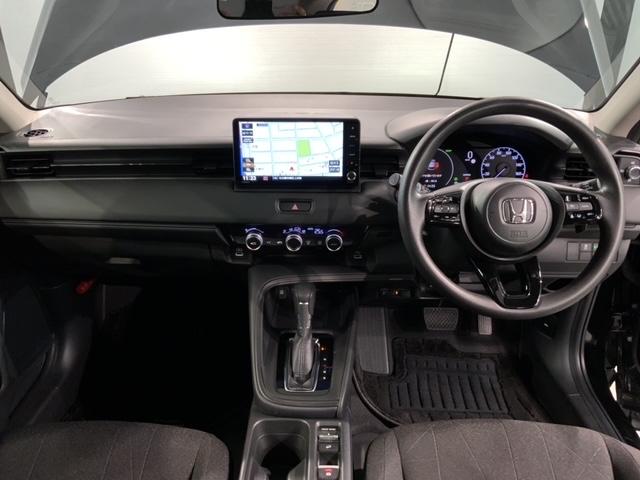 ヴェゼル ｅ：ＨＥＶ　Ｘ　Ｈ　ＳＥＮＳＩＮＧ　最長５年保証　ワンオ－ナ－　ナビＶＸＵ－２２５ＶＺｉ　ＴＶ　Ｒカメラ　ＣＤ録音　ＢＴオ－ディオ　ＤＶＤ　ＥＴＣ　ＬＥＤライト　ＶＳＡ　クルコン　アルミ　スマ－トキ－　盗難防止装置（9枚目）