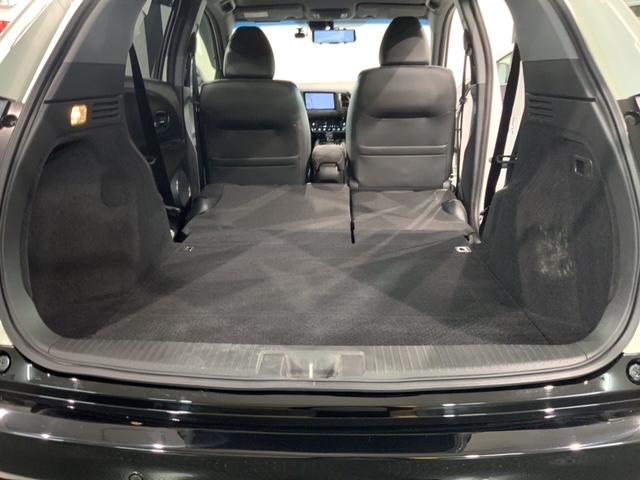 ヴェゼル ハイブリッドＲＳ・ホンダセンシング　１年保証　ワンオ－ナ－　ナビＶＸＭ－１７５ＶＦＥｉ　ＴＶ　Ｒカメラ　ＣＤ録音　ＢＴオ－ディオＤＶＤ　ドラレコ　ＥＴＣ　ＬＥＤライト　ＶＳＡ　シ－トヒ－タ－　クルコン　アルミ　スマ－トキ－　盗難防止装置（20枚目）