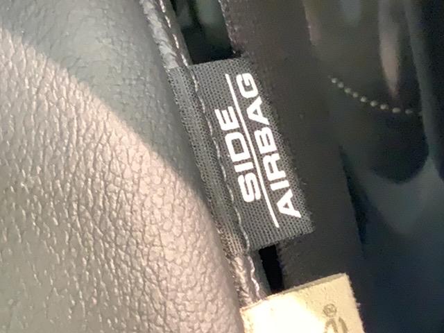 ヴェゼル ハイブリッドＲＳ・ホンダセンシング　１年保証　ワンオ－ナ－　ナビＶＸＭ－１７５ＶＦＥｉ　ＴＶ　Ｒカメラ　ＣＤ録音　ＢＴオ－ディオＤＶＤ　ドラレコ　ＥＴＣ　ＬＥＤライト　ＶＳＡ　シ－トヒ－タ－　クルコン　アルミ　スマ－トキ－　盗難防止装置（25枚目）