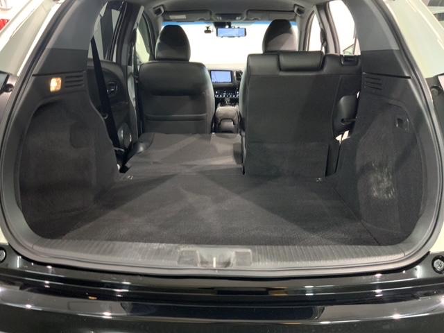 ヴェゼル ハイブリッドＲＳ・ホンダセンシング　１年保証　ワンオ－ナ－　ナビＶＸＭ－１７５ＶＦＥｉ　ＴＶ　Ｒカメラ　ＣＤ録音　ＢＴオ－ディオＤＶＤ　ドラレコ　ＥＴＣ　ＬＥＤライト　ＶＳＡ　シ－トヒ－タ－　クルコン　アルミ　スマ－トキ－　盗難防止装置（38枚目）