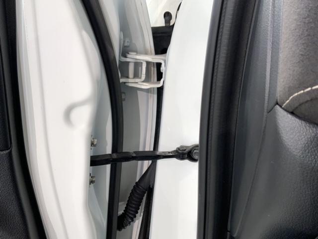 ヴェゼル ハイブリッドＲＳ・ホンダセンシング　１年保証　ワンオ－ナ－　ナビＶＸＭ－１７５ＶＦＥｉ　ＴＶ　Ｒカメラ　ＣＤ録音　ＢＴオ－ディオＤＶＤ　ドラレコ　ＥＴＣ　ＬＥＤライト　ＶＳＡ　シ－トヒ－タ－　クルコン　アルミ　スマ－トキ－　盗難防止装置（43枚目）