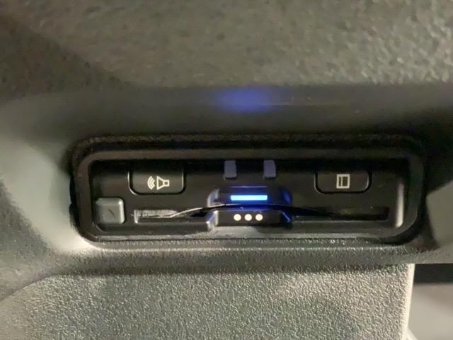 N-BOXカスタム ターボコーディネートスタイル H SENSING 新車保証 試乗車 ワンオ-ナ- ナビVXM-245ZFEi TV Rカメラ BTオ-ディオ シ-トヒ-タ- ETC 両側電動ドア VSA AAC(12枚目)