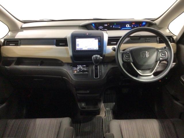 フリード Ｇ・ホンダセンシング　１年保証　ワンオ－ナ－　ナビＶＸＭ－１７４ＶＦＸｉ　ＴＶ　Ｒカメラ　ＢＴオ－ディオ　ＤＶＤ　ドラレコ　ＥＴＣ　両側電動ドア　ＶＳＡ　クルコン　スマ－トキ－　盗難防止装置　整備記録簿　ＡＡＣ　スペアキ－（8枚目）
