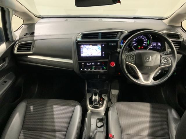 フィットハイブリッド Ｌ　ホンダセンシング　１年保証　純正ナビ　ＴＶ　Ｒカメラ　ＢＴオ－ディオ　ＤＶＤ　ドラレコ　ＥＴＣ　ＬＥＤライト　ＶＳＡ　クルコン　アルミ　フォグ　スマキ－　整備記録簿（8枚目）