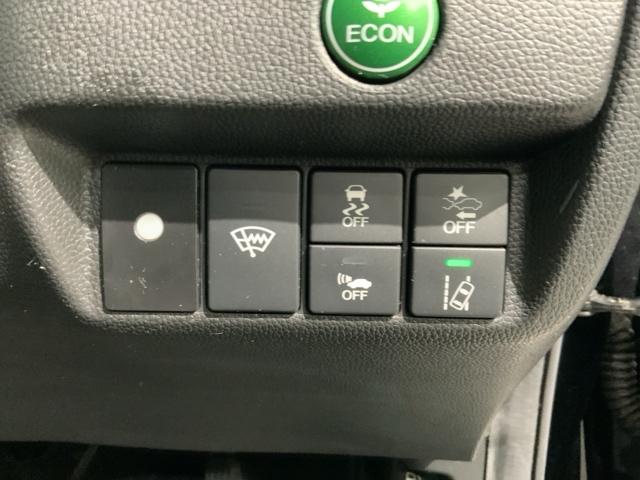 フィットハイブリッド Ｌ　ホンダセンシング　１年保証　純正ナビ　ＴＶ　Ｒカメラ　ＢＴオ－ディオ　ＤＶＤ　ドラレコ　ＥＴＣ　ＬＥＤライト　ＶＳＡ　クルコン　アルミ　フォグ　スマキ－　整備記録簿（14枚目）