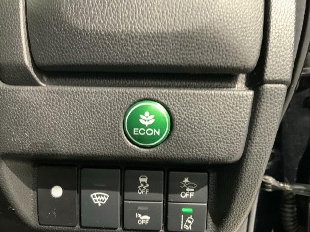 フィットハイブリッド Ｌ　ホンダセンシング　１年保証　純正ナビ　ＴＶ　Ｒカメラ　ＢＴオ－ディオ　ＤＶＤ　ドラレコ　ＥＴＣ　ＬＥＤライト　ＶＳＡ　クルコン　アルミ　フォグ　スマキ－　整備記録簿（15枚目）