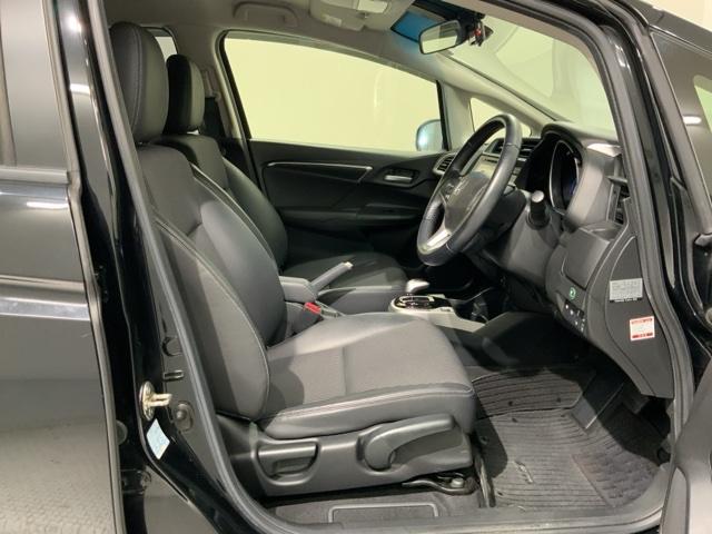 フィットハイブリッド Ｌ　ホンダセンシング　１年保証　純正ナビ　ＴＶ　Ｒカメラ　ＢＴオ－ディオ　ＤＶＤ　ドラレコ　ＥＴＣ　ＬＥＤライト　ＶＳＡ　クルコン　アルミ　フォグ　スマキ－　整備記録簿（17枚目）