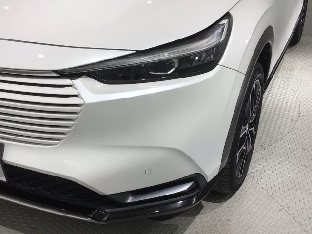 ヴェゼル ｅ：ＨＥＶ　Ｚ　Ｈ　ＳＥＮＳＩＮＧ　最長５年保証　ワンオーナー　純正ナビ　ＴＶ　Ｒカメラ　マルチビュー　ＢＴオ－ディオ　ＥＴＣ　ＬＥＤライト　ＶＳＡ　シートヒーター　クルコン　Ｐテールゲート　アルミ　フォグ　スマキー（8枚目）