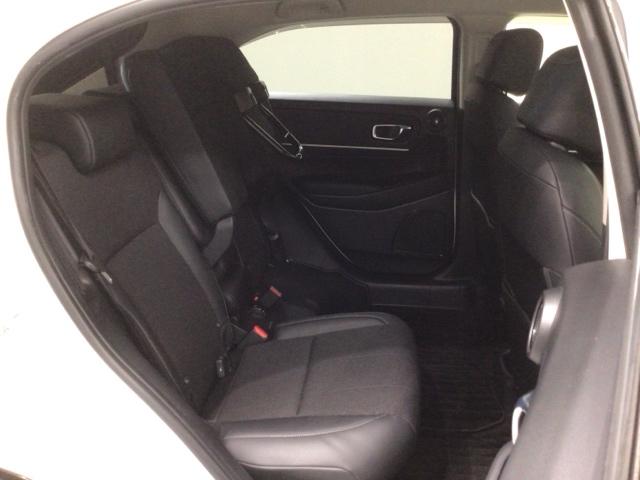 ヴェゼル ｅ：ＨＥＶ　Ｚ　Ｈ　ＳＥＮＳＩＮＧ　最長５年保証　ワンオーナー　純正ナビ　ＴＶ　Ｒカメラ　マルチビュー　ＢＴオ－ディオ　ＥＴＣ　ＬＥＤライト　ＶＳＡ　シートヒーター　クルコン　Ｐテールゲート　アルミ　フォグ　スマキー（35枚目）