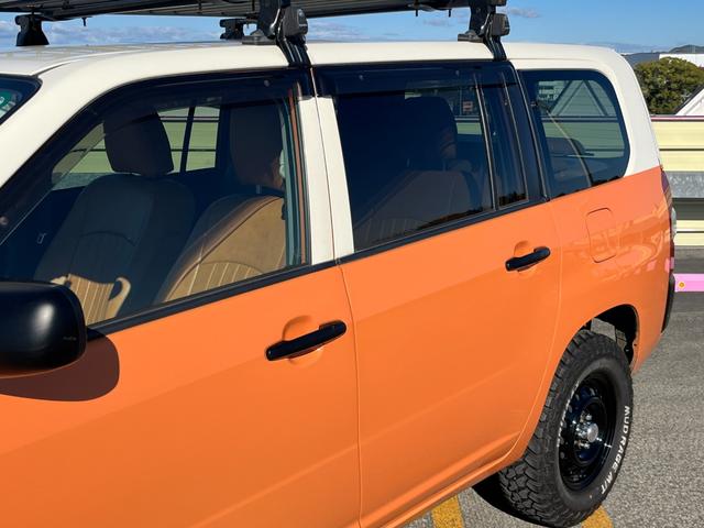 プロボックス Ｆ　カスタム　社外ヘッドライト　社外バンパー　社外ボンネット　リフトアップ　ＭＴタイヤ　キャリア＆ラック　シートカバー　ベットキット（33枚目）