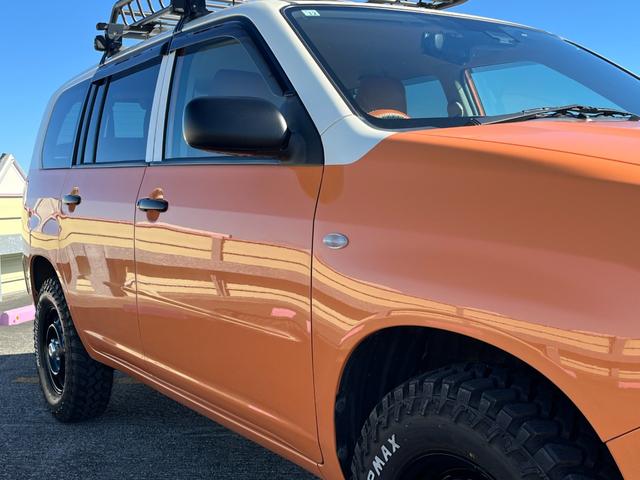 プロボックス Ｆ　カスタム　社外ヘッドライト　社外バンパー　社外ボンネット　リフトアップ　ＭＴタイヤ　キャリア＆ラック　シートカバー　ベットキット（35枚目）