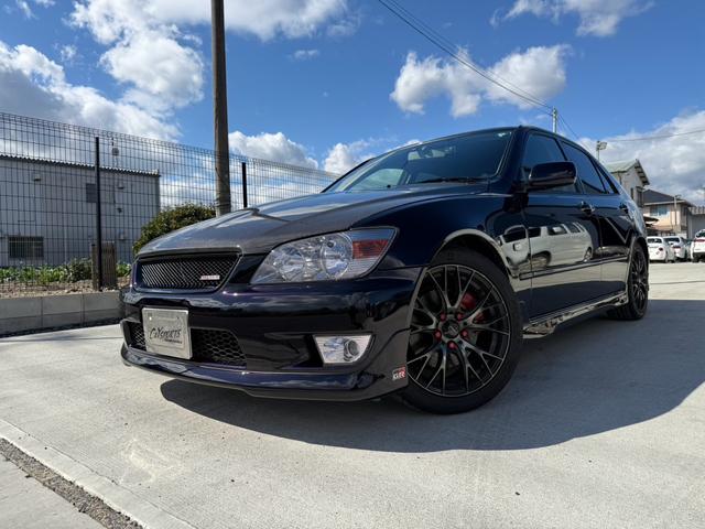 アルテッツァ ＲＳ２００　Ｚエディション　クラッチ　車高調　オールペイント塗装　ホイールタイヤ　スタウトボンネット　社外マフラー　ナビ　バックカメラ　ドライブレコーダー　６速ミッション　走行３６０００Ｋｍ　１ヶ月１０００Ｋｍ保証（2枚目）