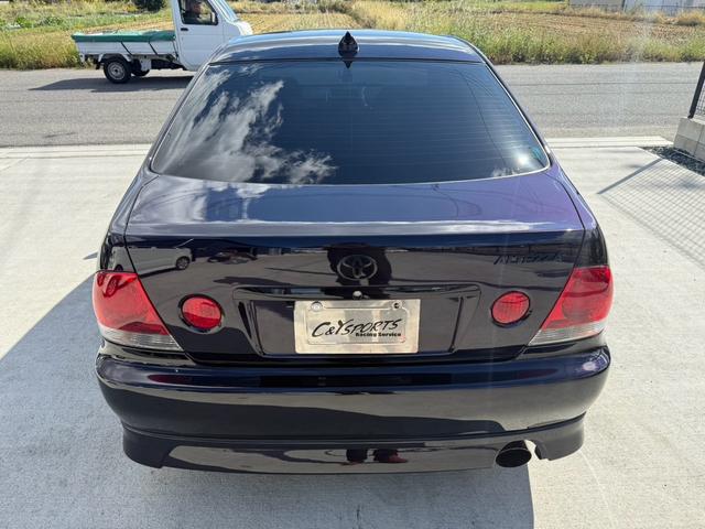 アルテッツァ ＲＳ２００　Ｚエディション　クラッチ　車高調　オールペイント塗装　ホイールタイヤ　スタウトボンネット　社外マフラー　ナビ　バックカメラ　ドライブレコーダー　６速ミッション　走行３６０００Ｋｍ　１ヶ月１０００Ｋｍ保証（7枚目）