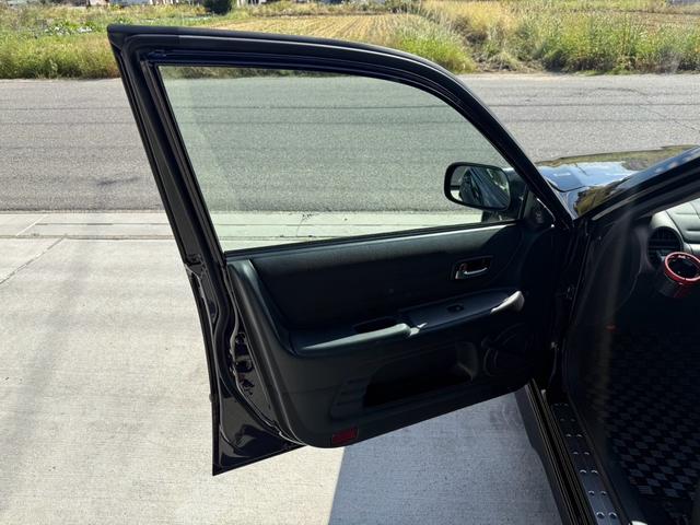 アルテッツァ ＲＳ２００　Ｚエディション　クラッチ　車高調　オールペイント塗装　ホイールタイヤ　スタウトボンネット　社外マフラー　ナビ　バックカメラ　ドライブレコーダー　６速ミッション　走行３６０００Ｋｍ　１ヶ月１０００Ｋｍ保証（16枚目）