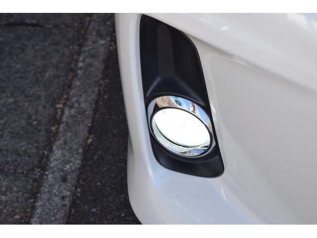 エスティマ アエラス　プレミアムエディション　ＨＩＤ　オートライト　ＨＩＤフォグ　両側電動スライドドア　フルセグＴＶ　ＳＤナビ　Ｂｌｕｅｔｏｏｔｈ対応　バックカメラ　ＥＴＣ　後席フリップダウンモニター　　スマートキー　プッシュスタート（6枚目）