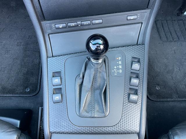 ３シリーズ ３３０Ｃｉカブリオーレ　Ｍスポーツ　オープン動作ＯＫ　Ｐｉｏｎｅｅｒディスプレイオーディオ　フロントスポイラー　車高調　１９インチＡＷ　ＬＥＤテール　Ｍ３用サイドミラー　Ｍ３風フォグカバー　社外シフトノブ　Ｋ＆Ｎエアクリ　社外タワーバー（34枚目）