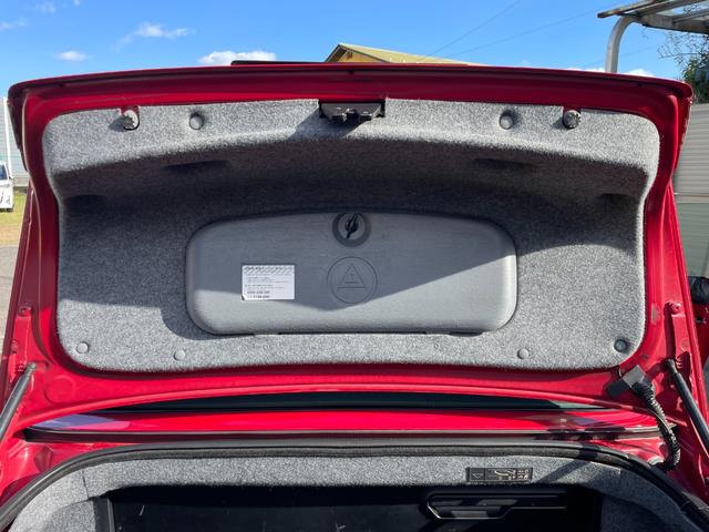 ３シリーズ ３３０Ｃｉカブリオーレ　Ｍスポーツ　オープン動作ＯＫ　Ｐｉｏｎｅｅｒディスプレイオーディオ　フロントスポイラー　車高調　１９インチＡＷ　ＬＥＤテール　Ｍ３用サイドミラー　Ｍ３風フォグカバー　社外シフトノブ　Ｋ＆Ｎエアクリ　社外タワーバー（66枚目）